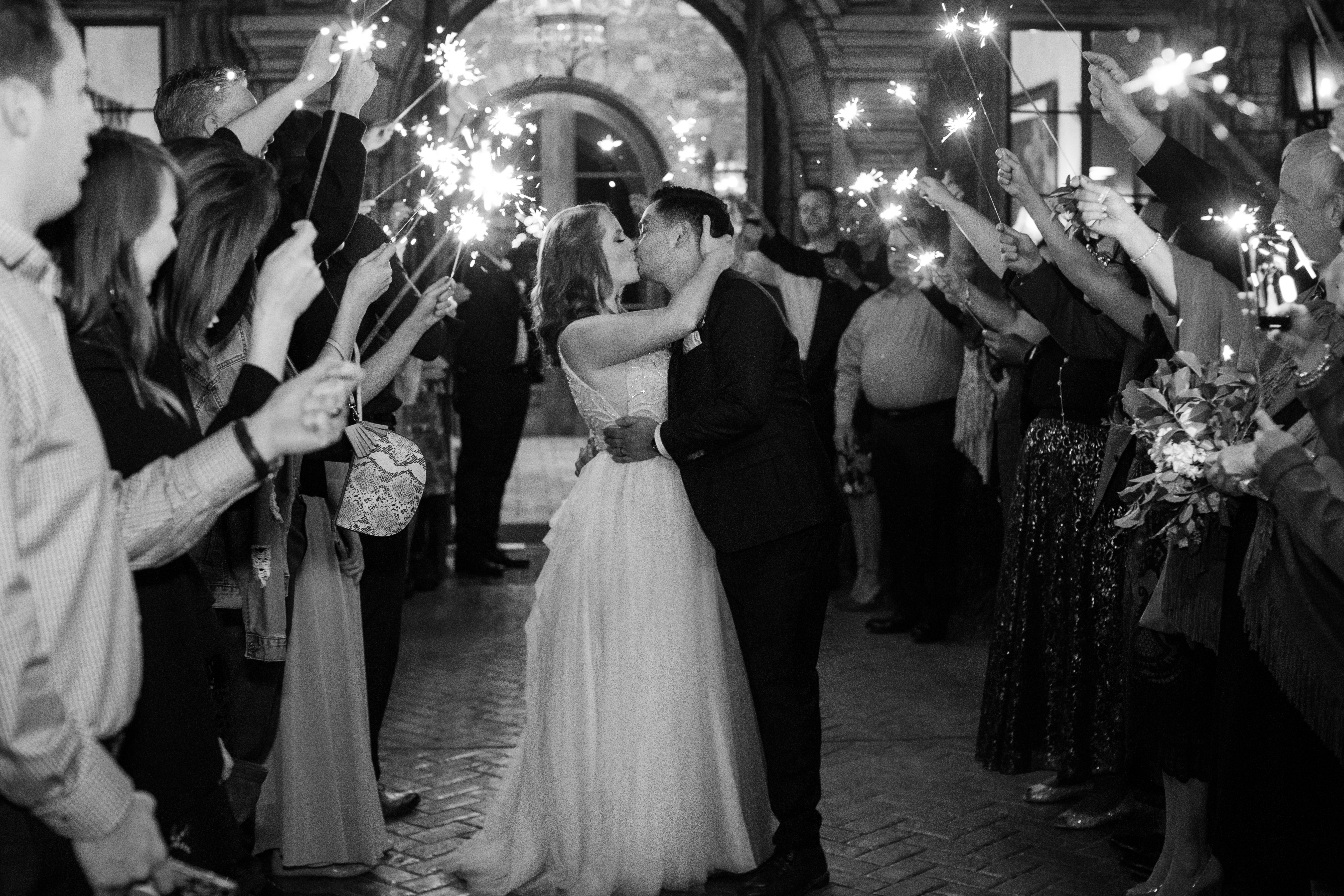 Sparkler Exits, Perfect Sparkler Exits, How to photograph sparkler exits, sparkler exits for photographers, sparkler exit help, sparkler exit wedding day